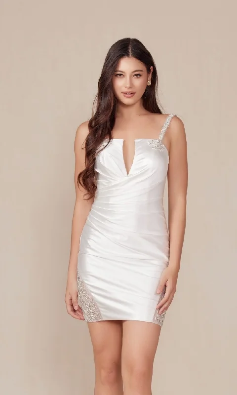 Silver-Beaded Short White Homecoming Dress E912W Tunics Fashionable trendy