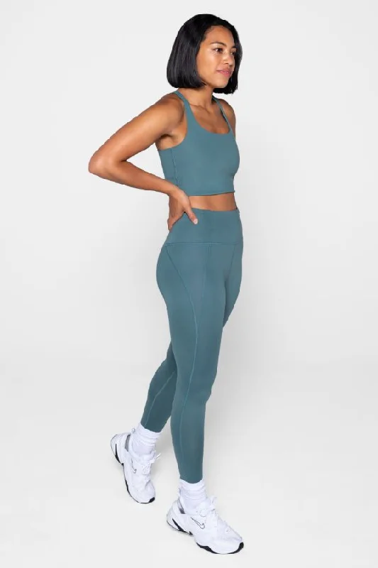 GIRLFRIEND COLLECTIVE // COMPRESSIVE HIGH RISE LEGGING - JADE Stylish Sporty Performance Leggings GIRLFRIEND COLLECTIVE // COMPRESSIVE HIGH RISE LEGGING - JADE Stylish Sporty Performance Leggings
