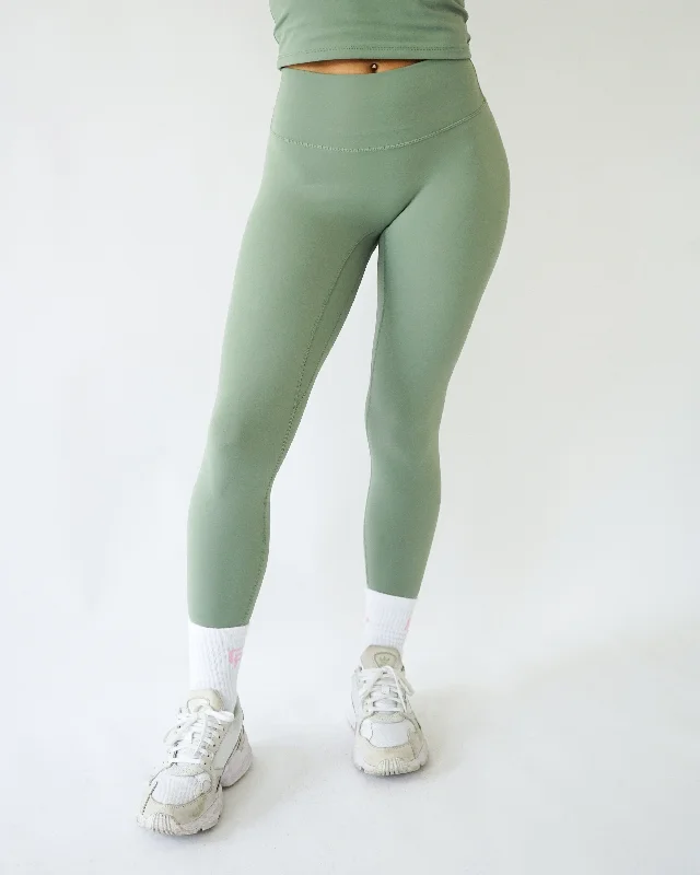 Adapt Leggings - Sage Stylish Sweat-Proof Leggings
