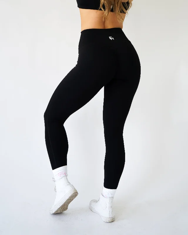 Define Leggings - Black Comfortable Printed Workout Leggings